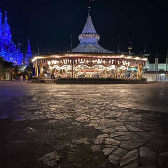 Meet your Posher, Alice - Picture 1 of 1